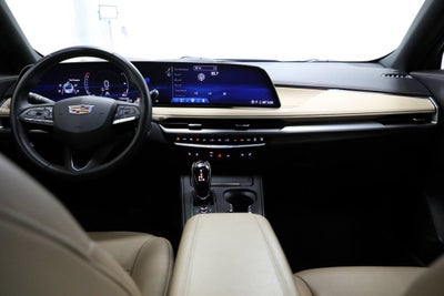 2024 Cadillac XT4 Premium Luxury
