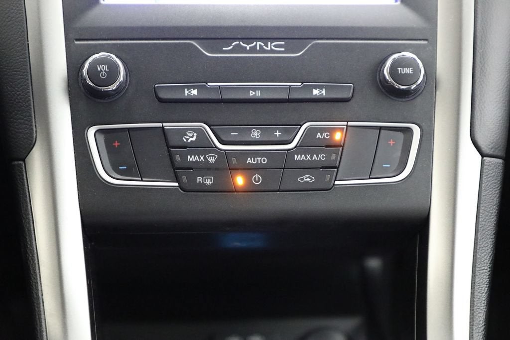 2020 Ford Fusion Hybrid SE