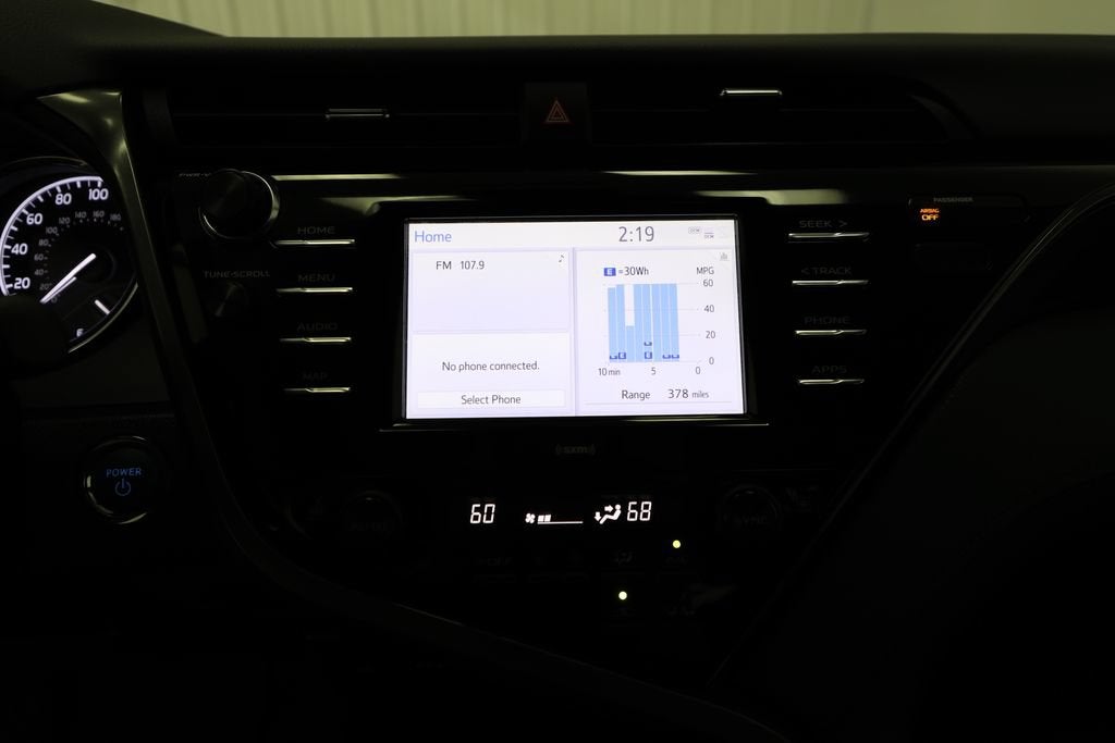 2020 Toyota Camry LE Hybrid