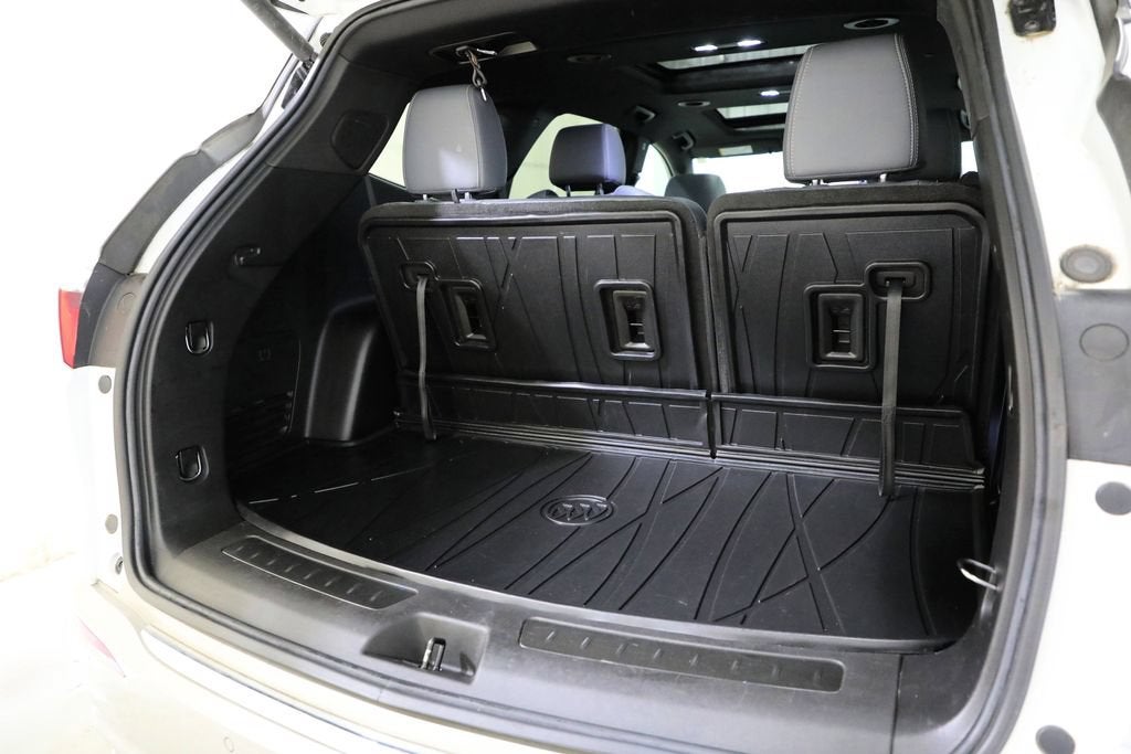 2022 Buick Enclave Essence