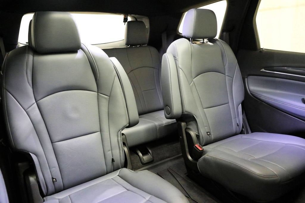 2022 Buick Enclave Essence