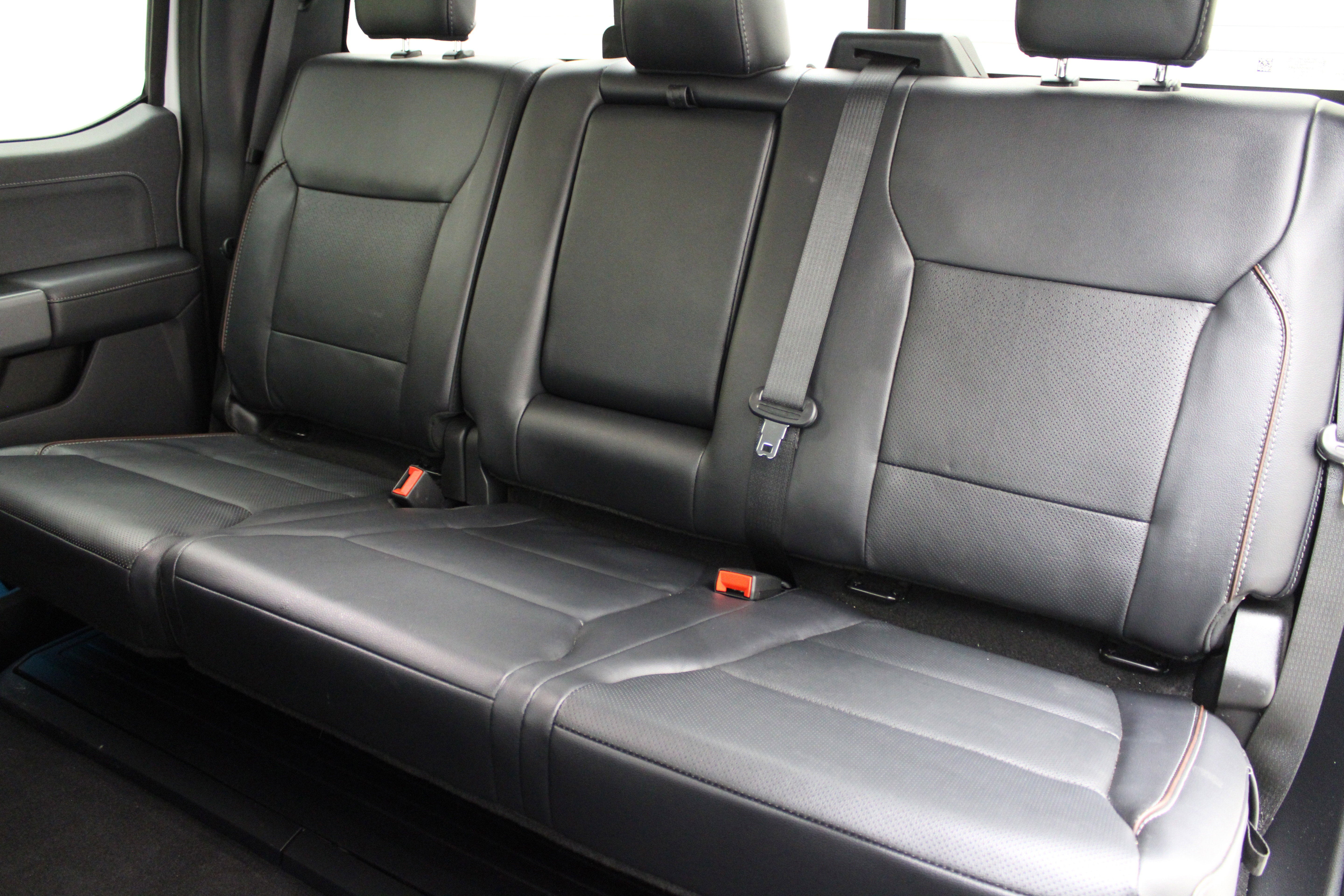 2024 Ford Super Duty F-350 SRW Pickup LARIAT