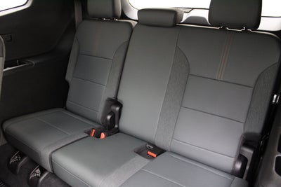 2025 GMC Acadia AWD AT4