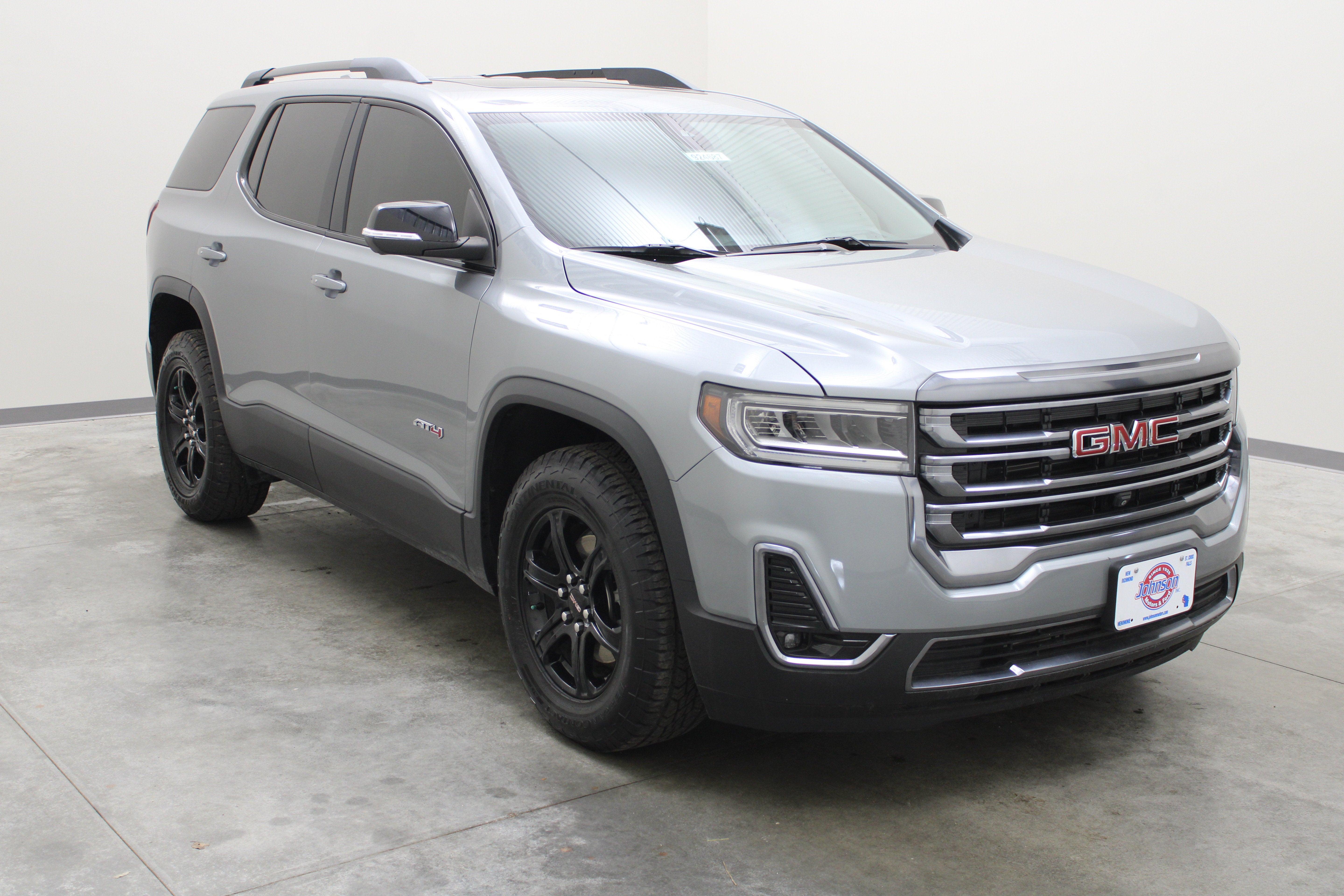 2023 GMC Acadia AT4