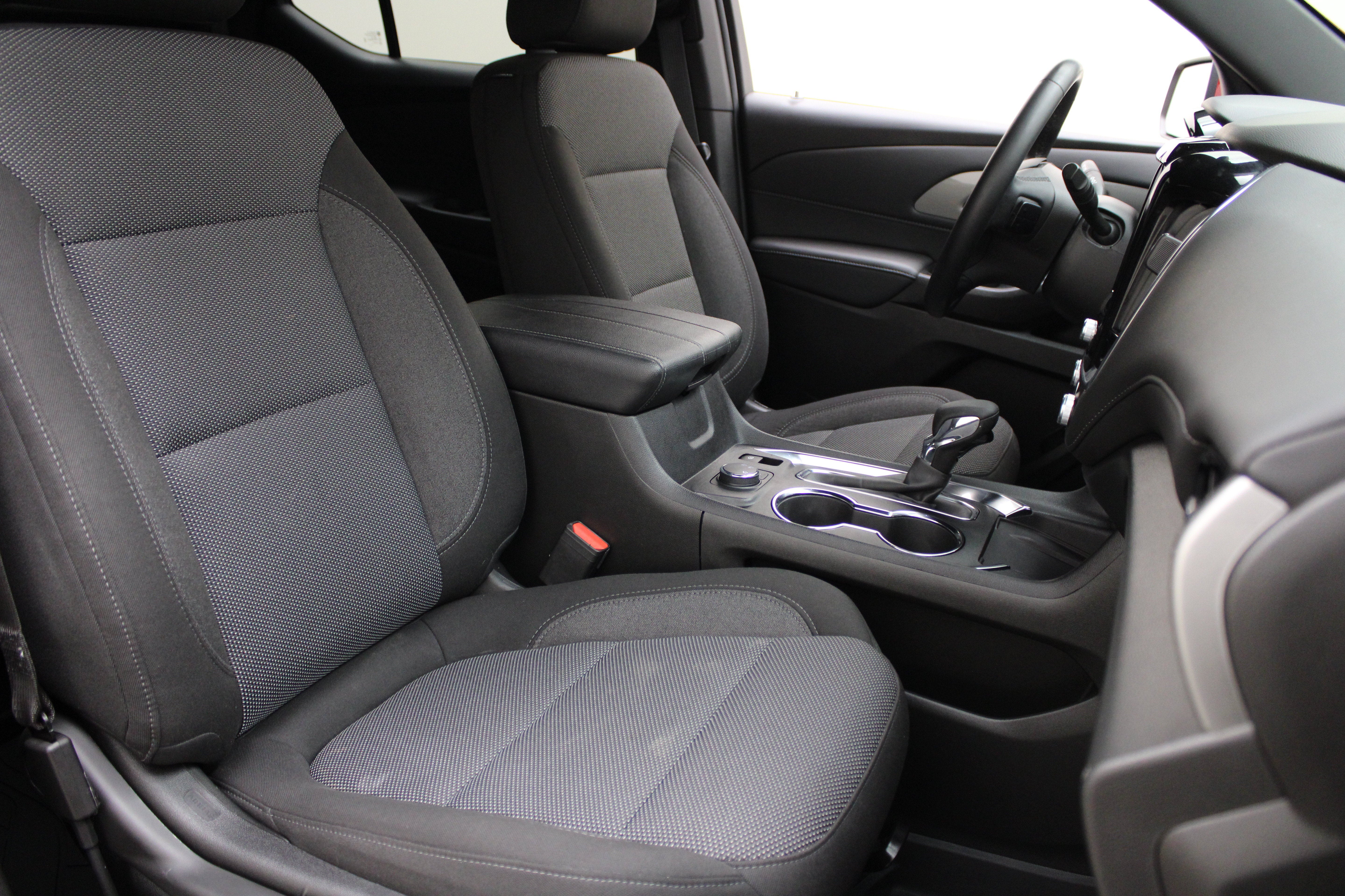 2024 Chevrolet Traverse Limited LT Cloth