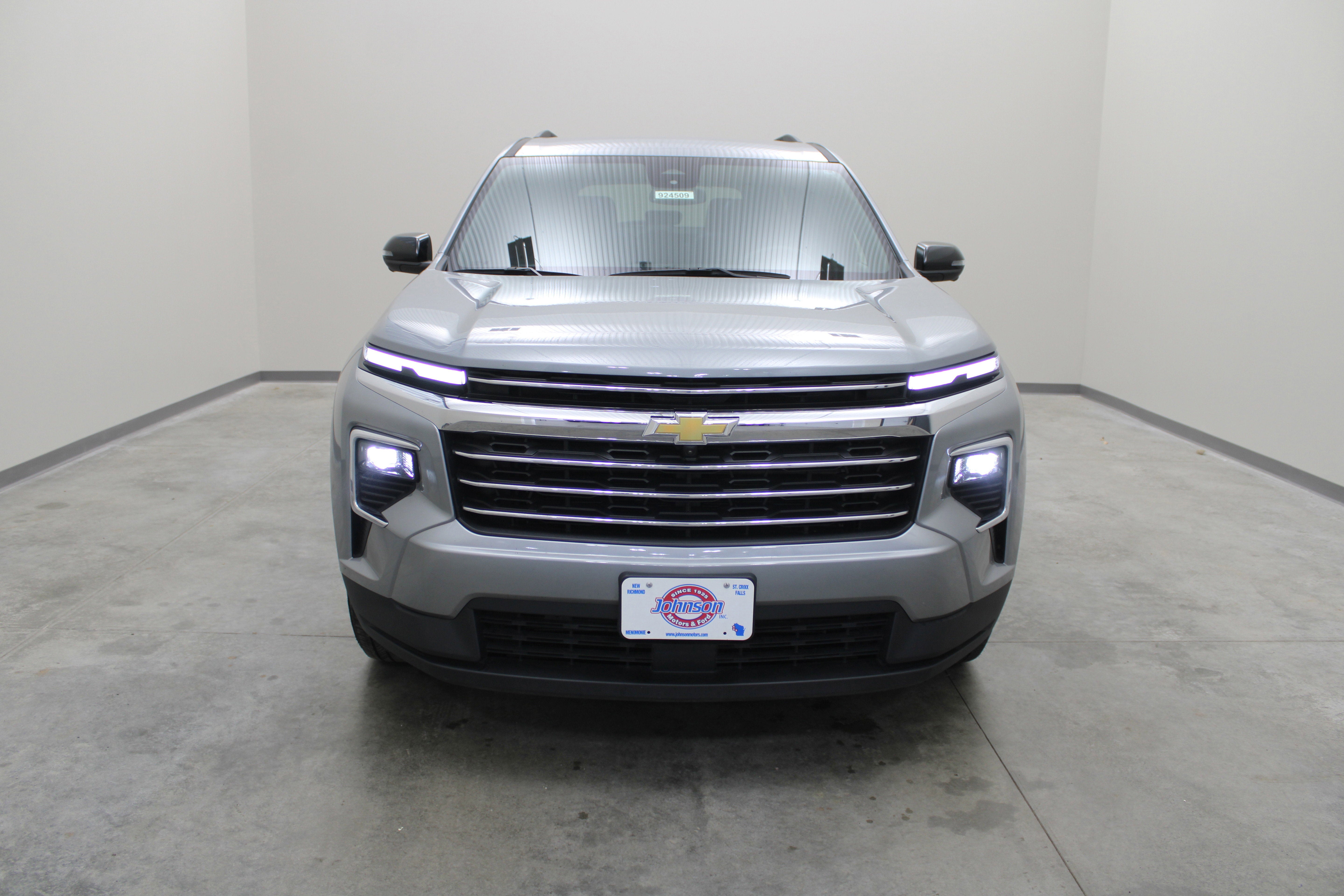 2025 Chevrolet Traverse AWD LT