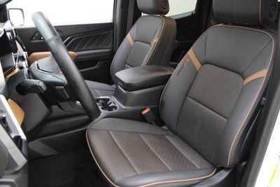 2025 GMC Canyon 4WD AT4