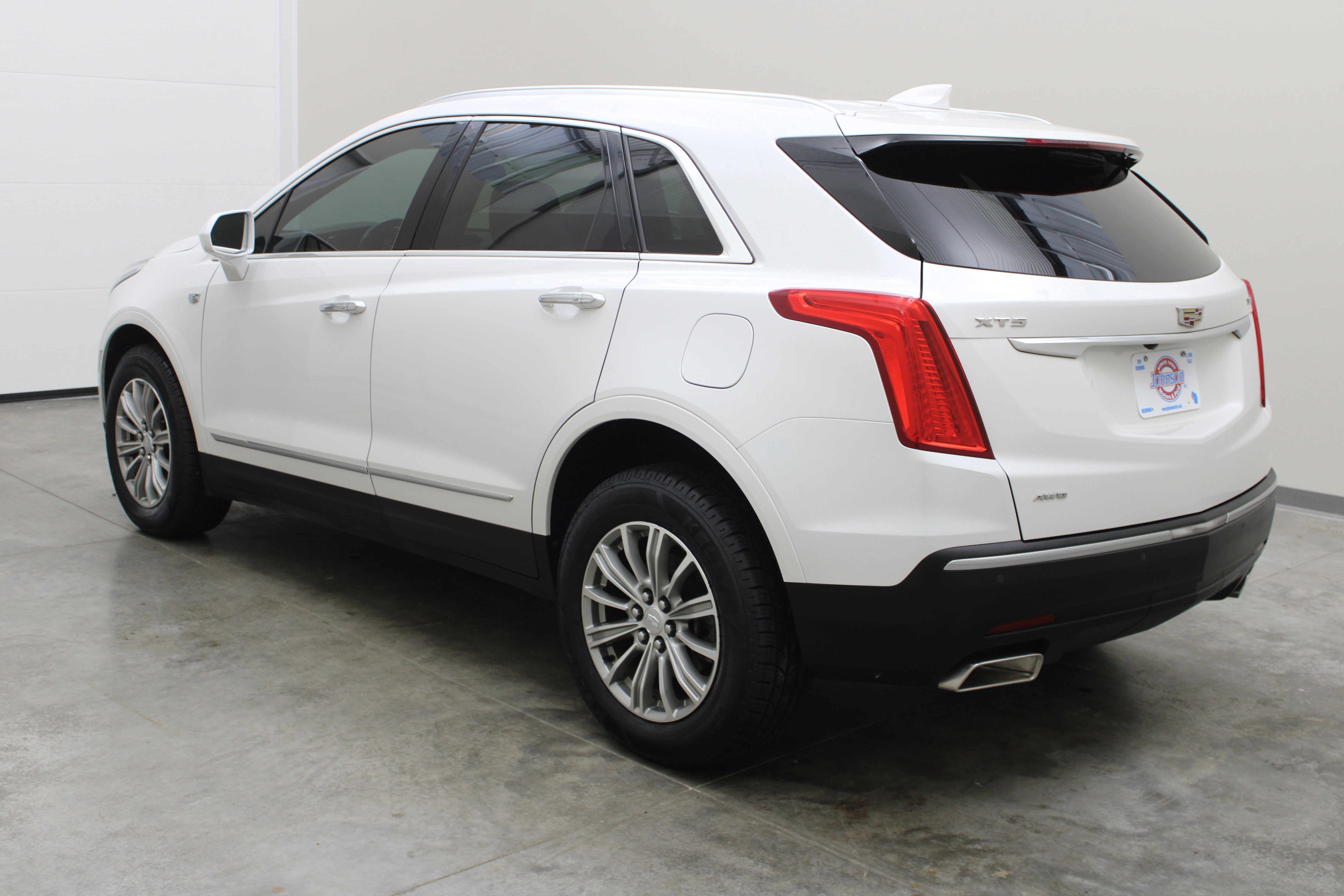 2017 Cadillac XT5 Luxury AWD