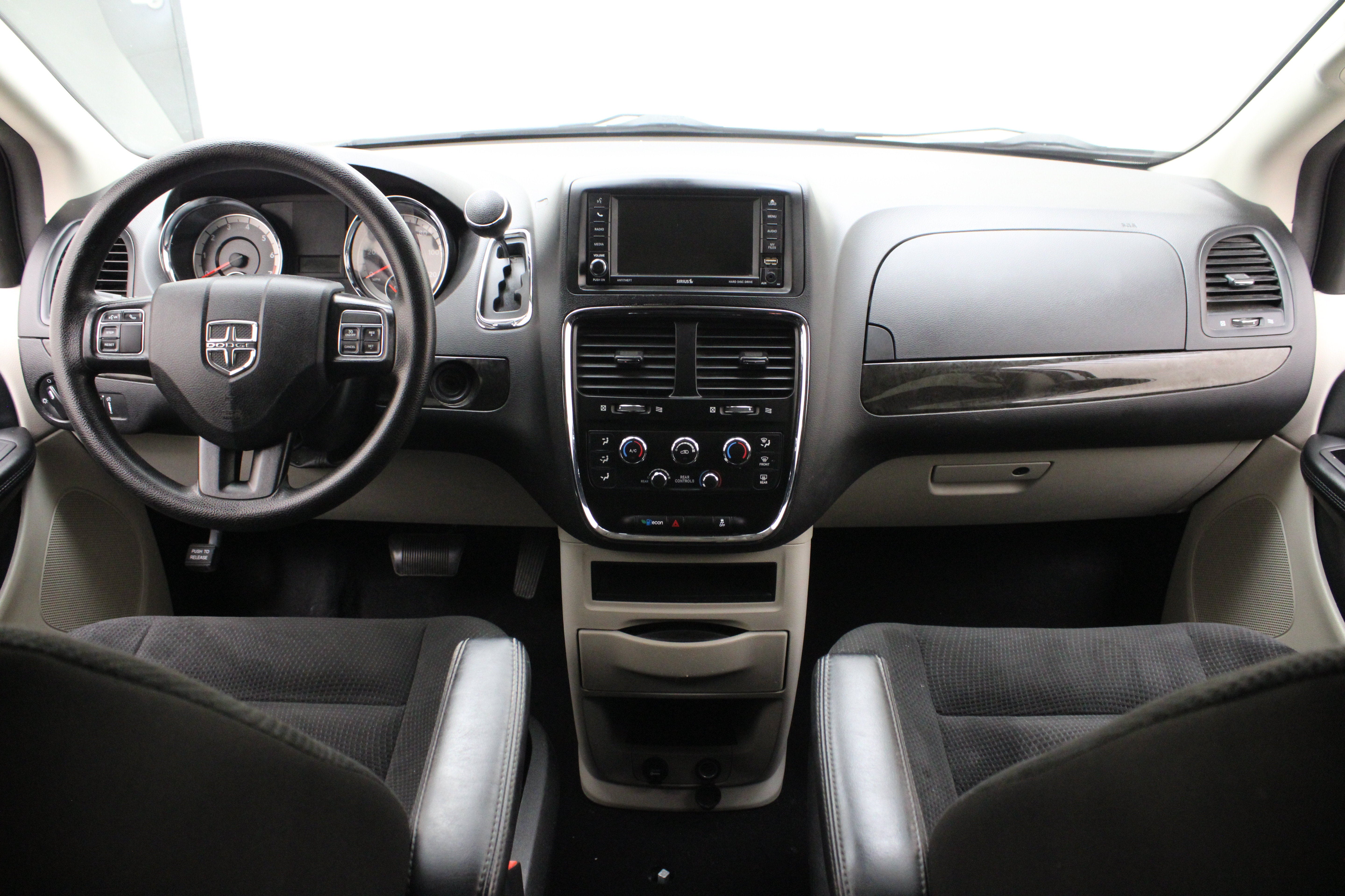 2020 Dodge Grand Caravan SE