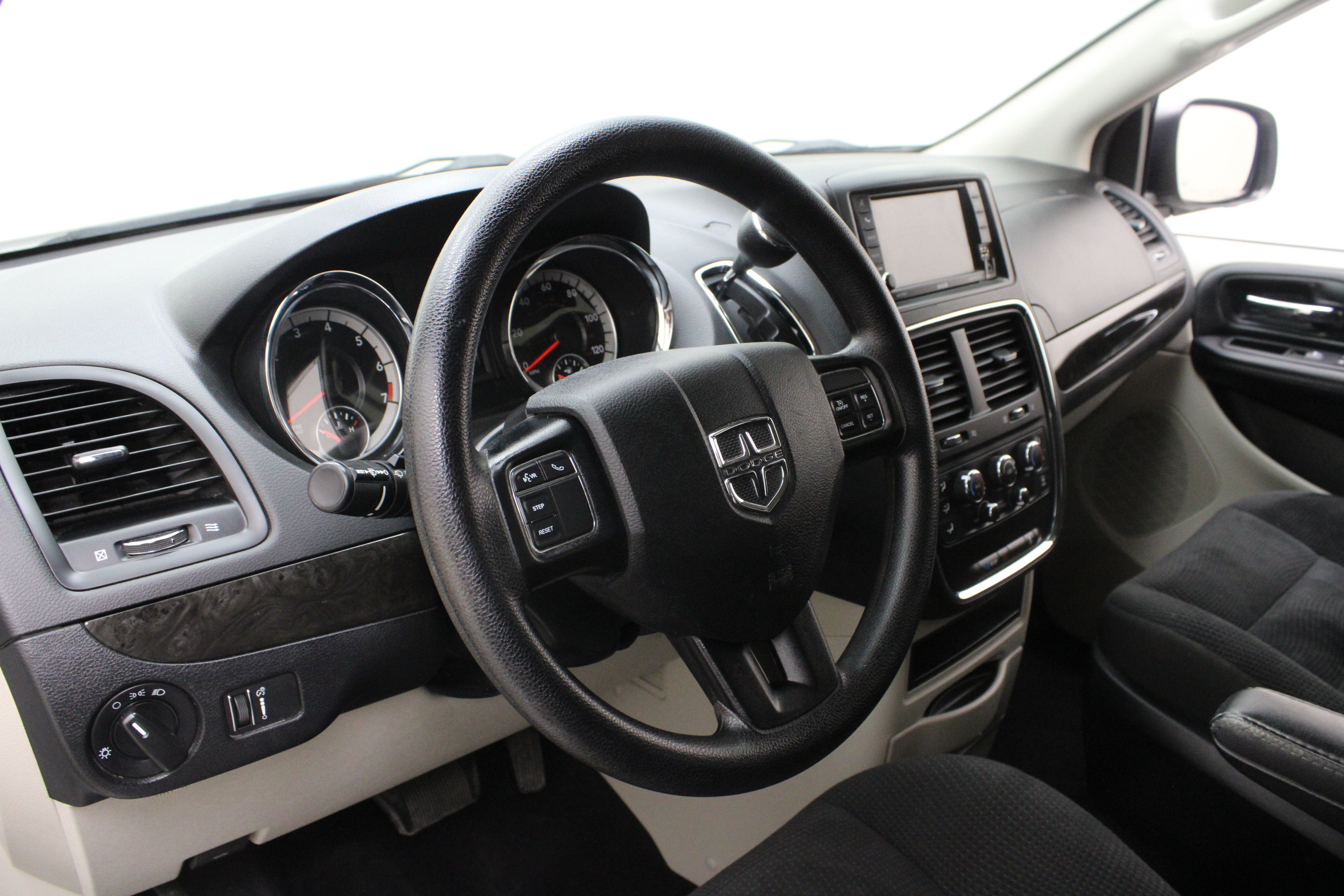 2020 Dodge Grand Caravan SE