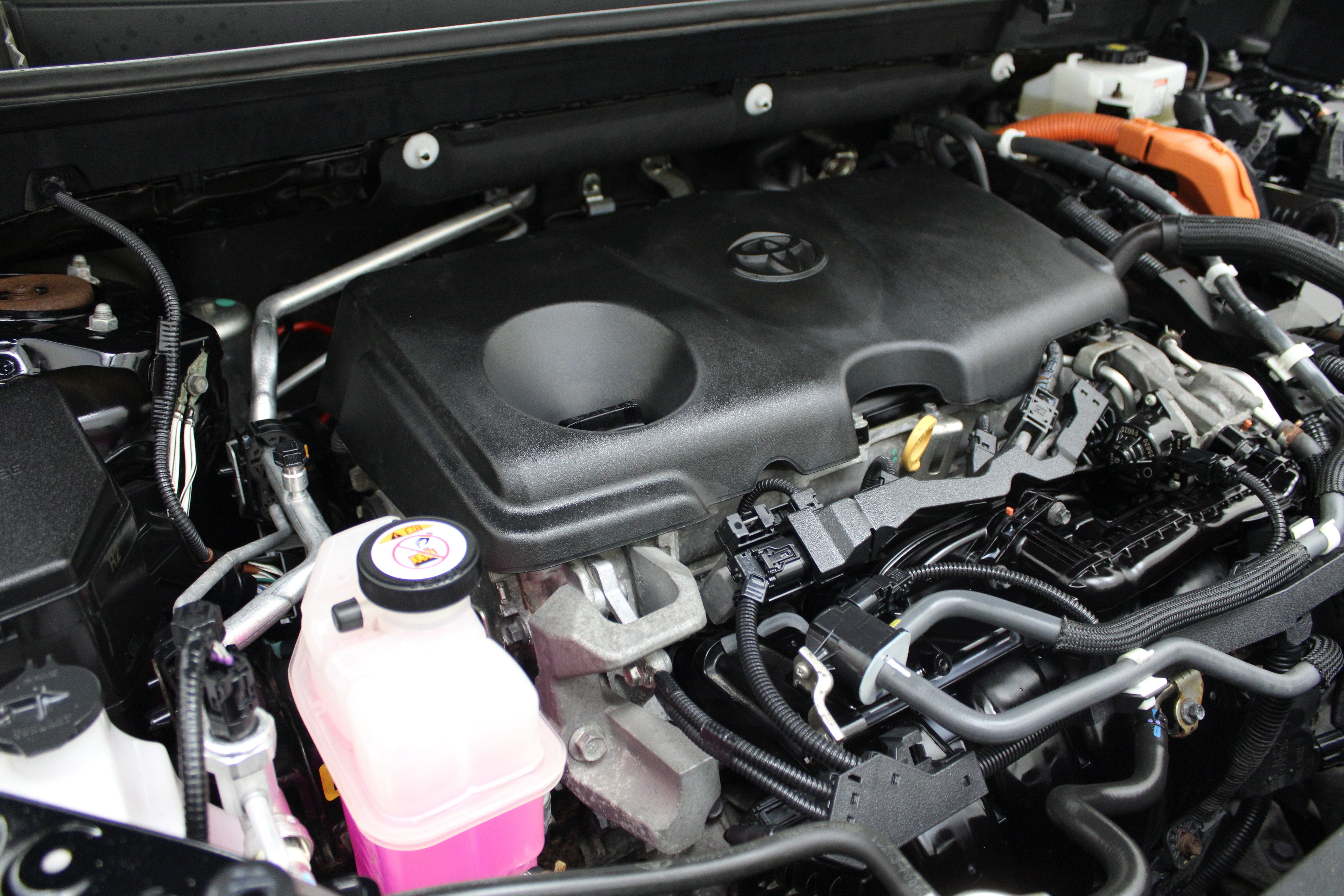 2019 Toyota RAV4 Hybrid Hybrid XLE