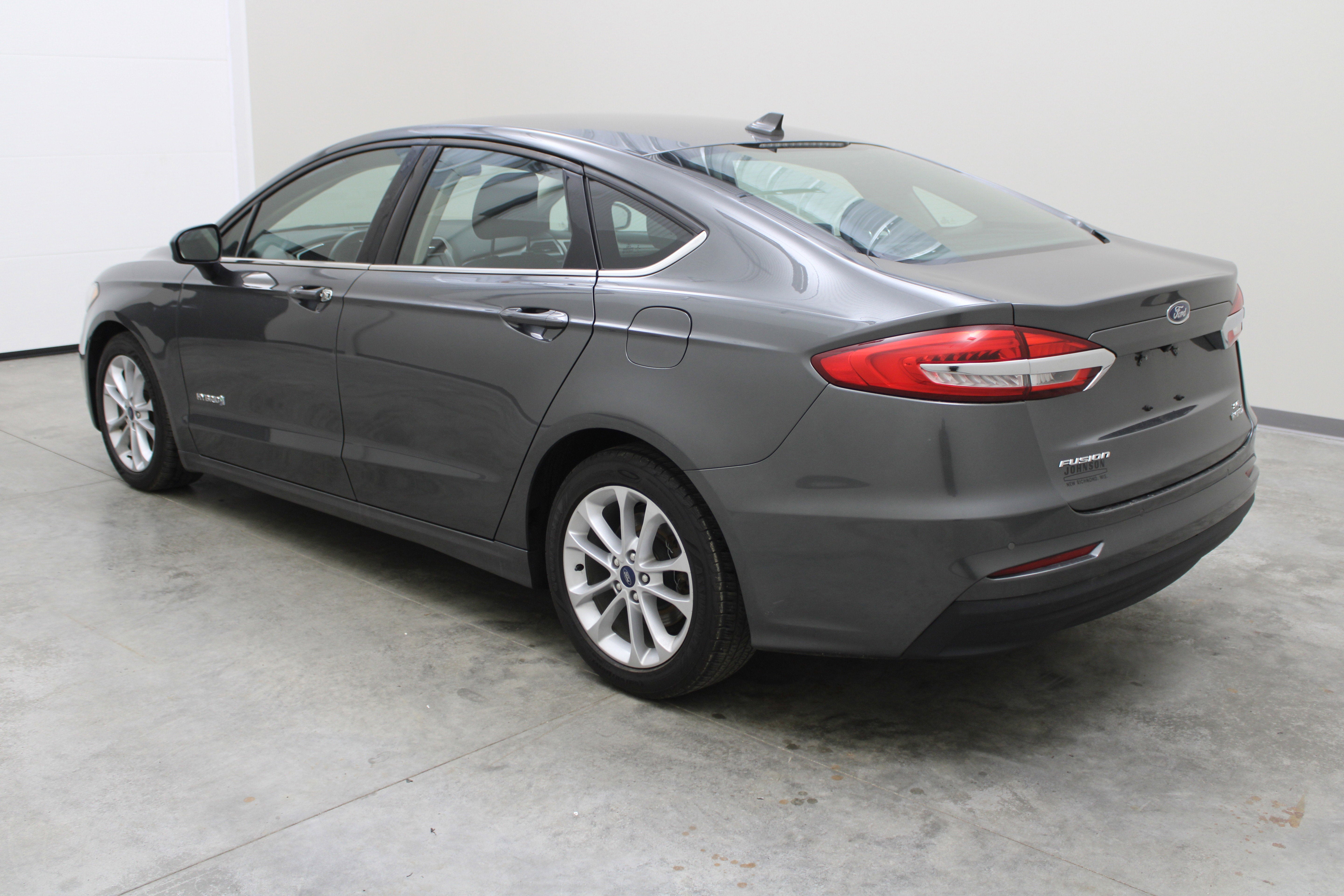 2019 Ford Fusion Hybrid SE