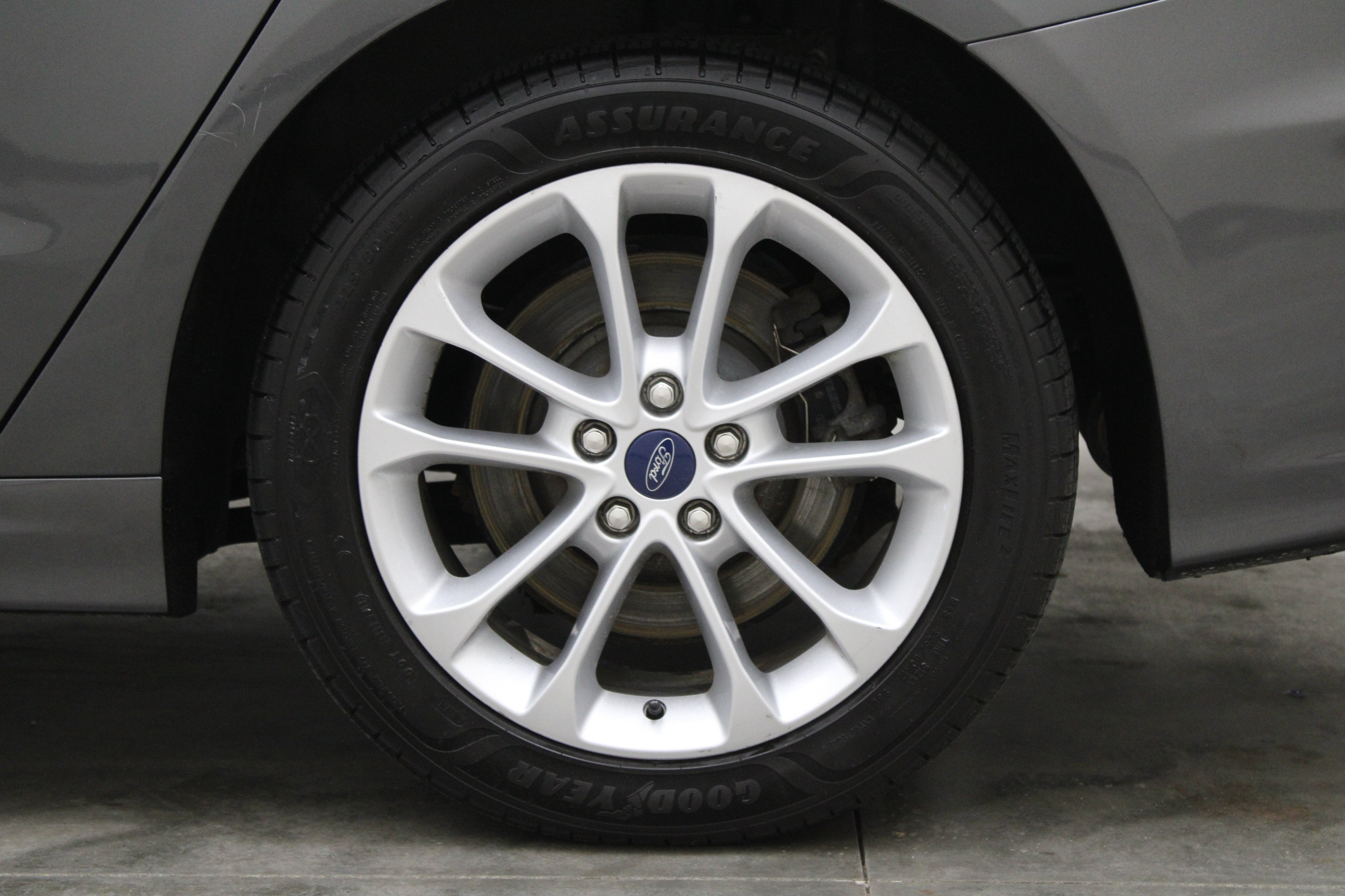 2020 Ford Fusion Plug-In Hybrid Titanium