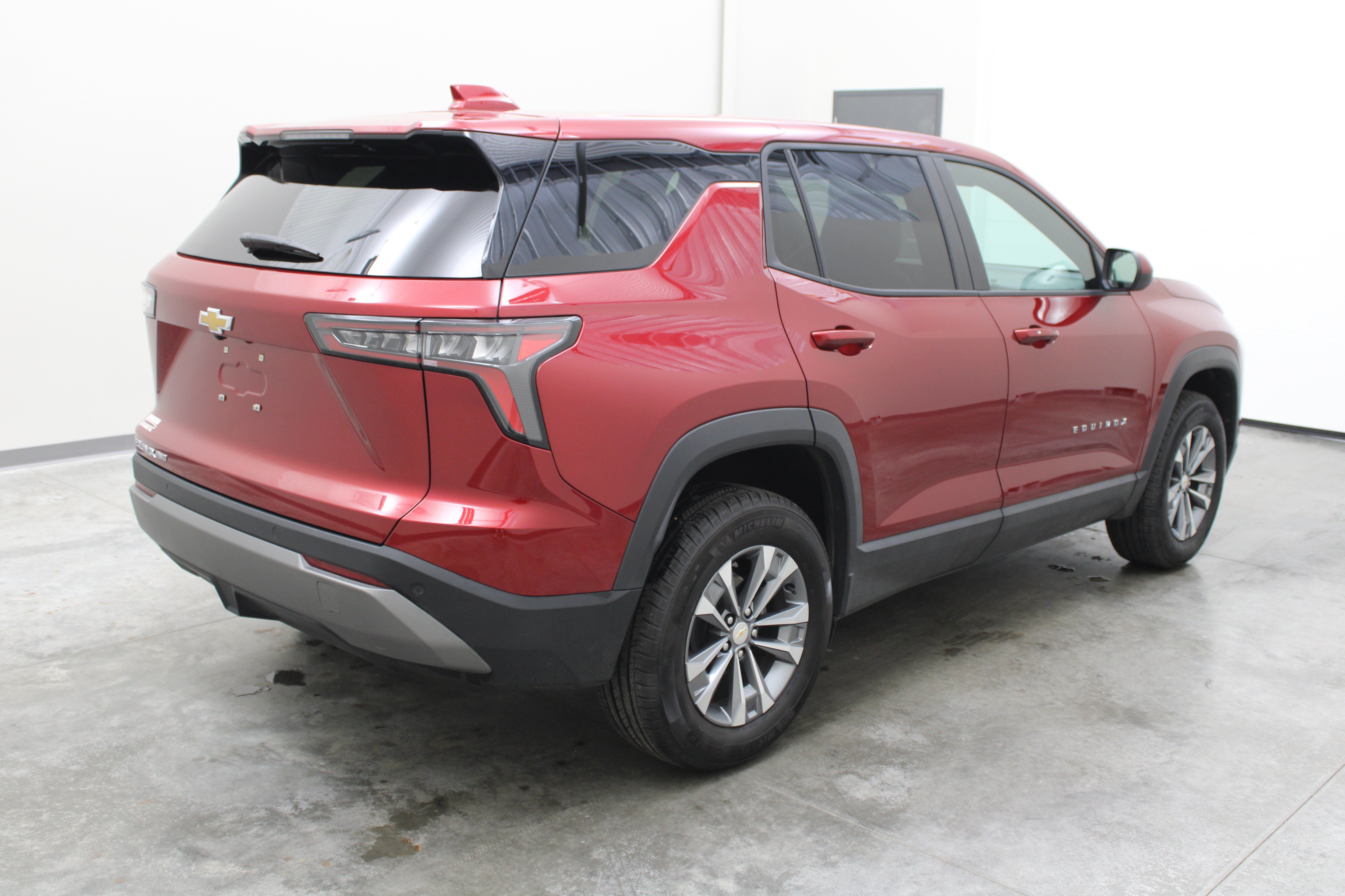 2026 Chevrolet Equinox AWD LT