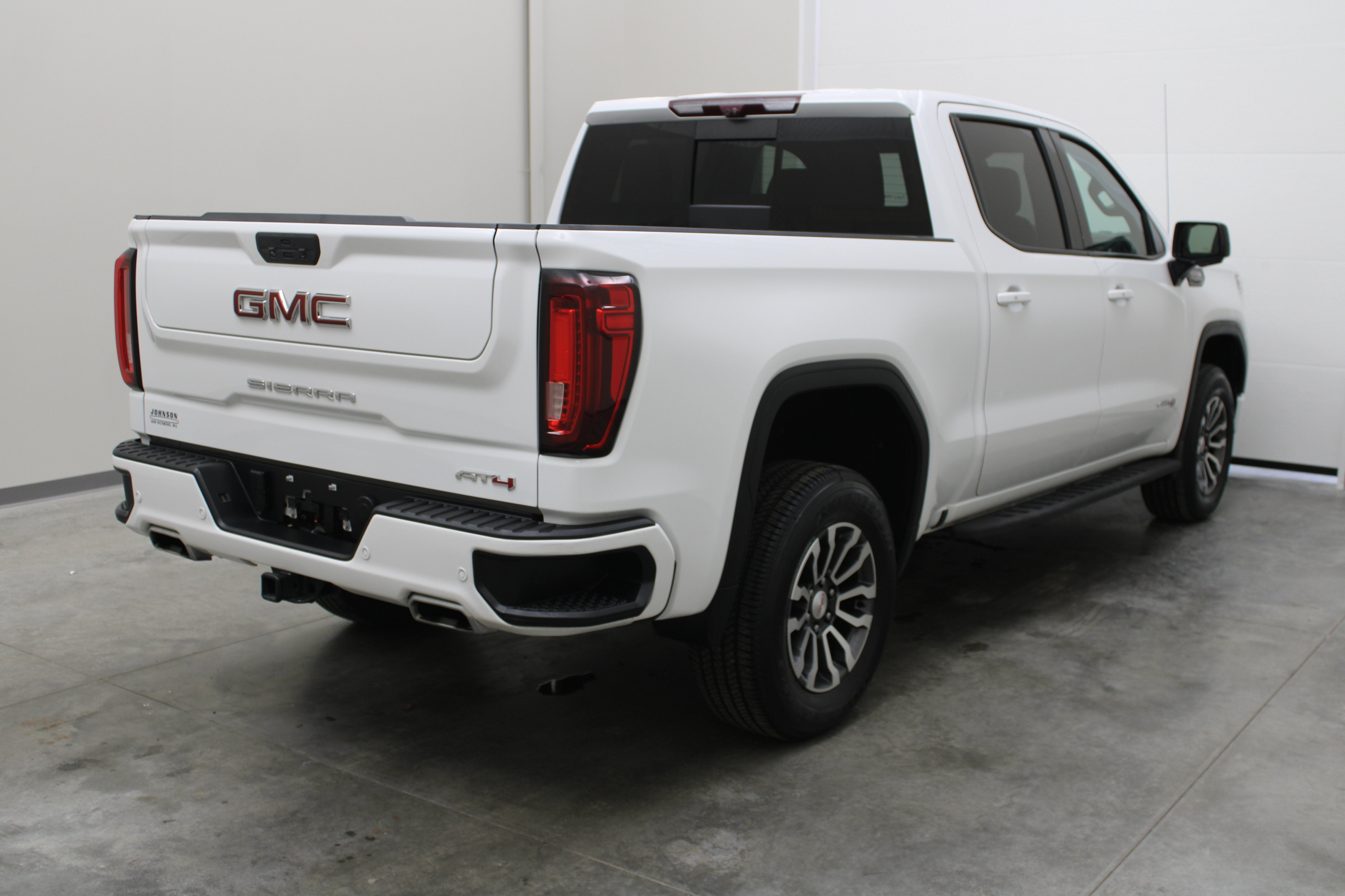 2022 GMC Sierra 1500 Limited AT4