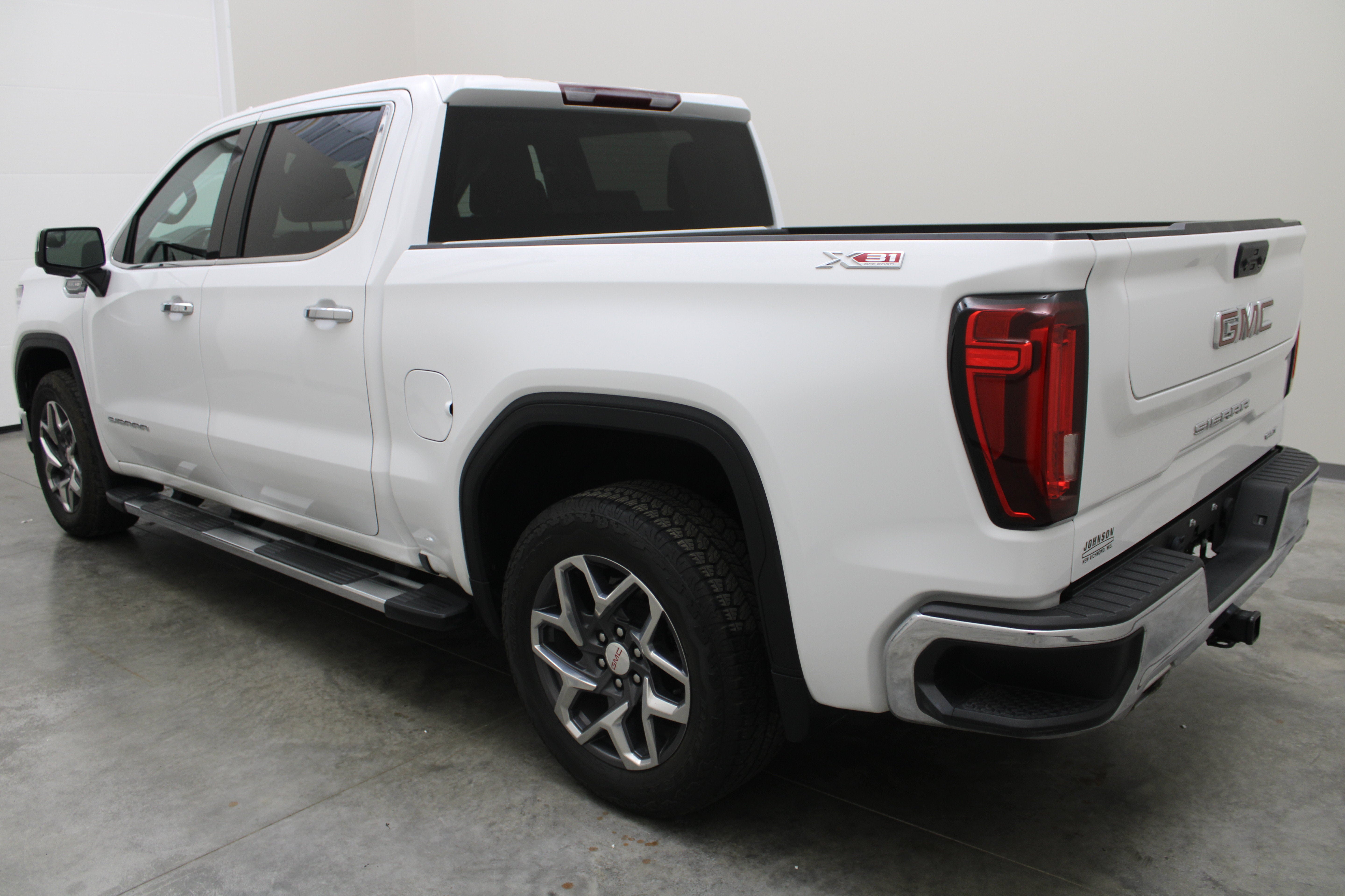 2023 GMC Sierra 1500 SLT