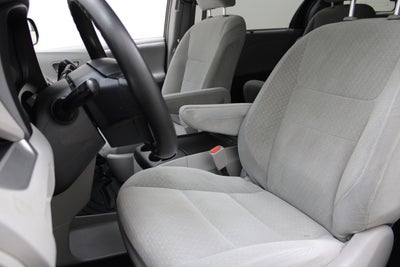 2019 Toyota Sienna LE