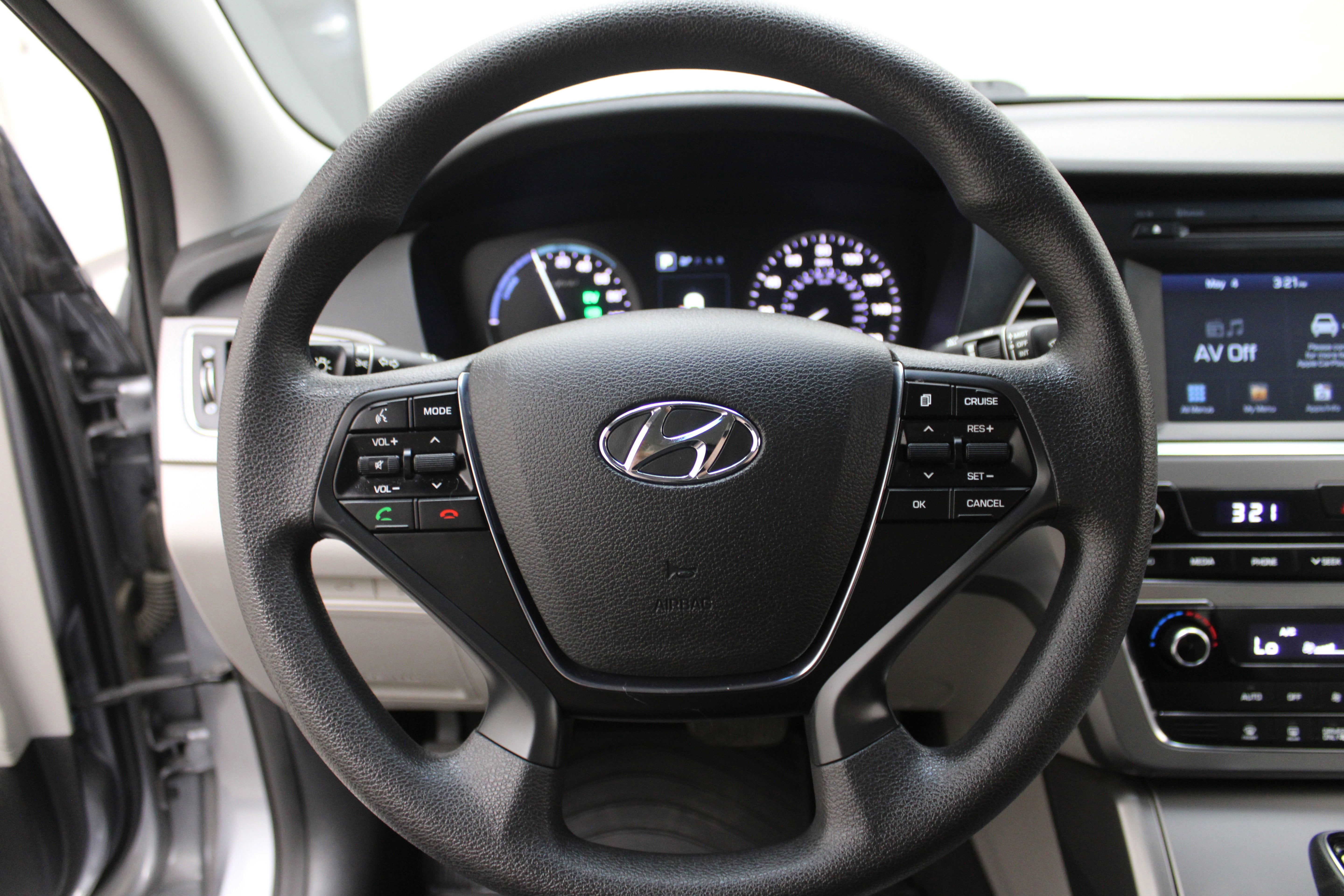 2017 Hyundai Sonata Hybrid SE