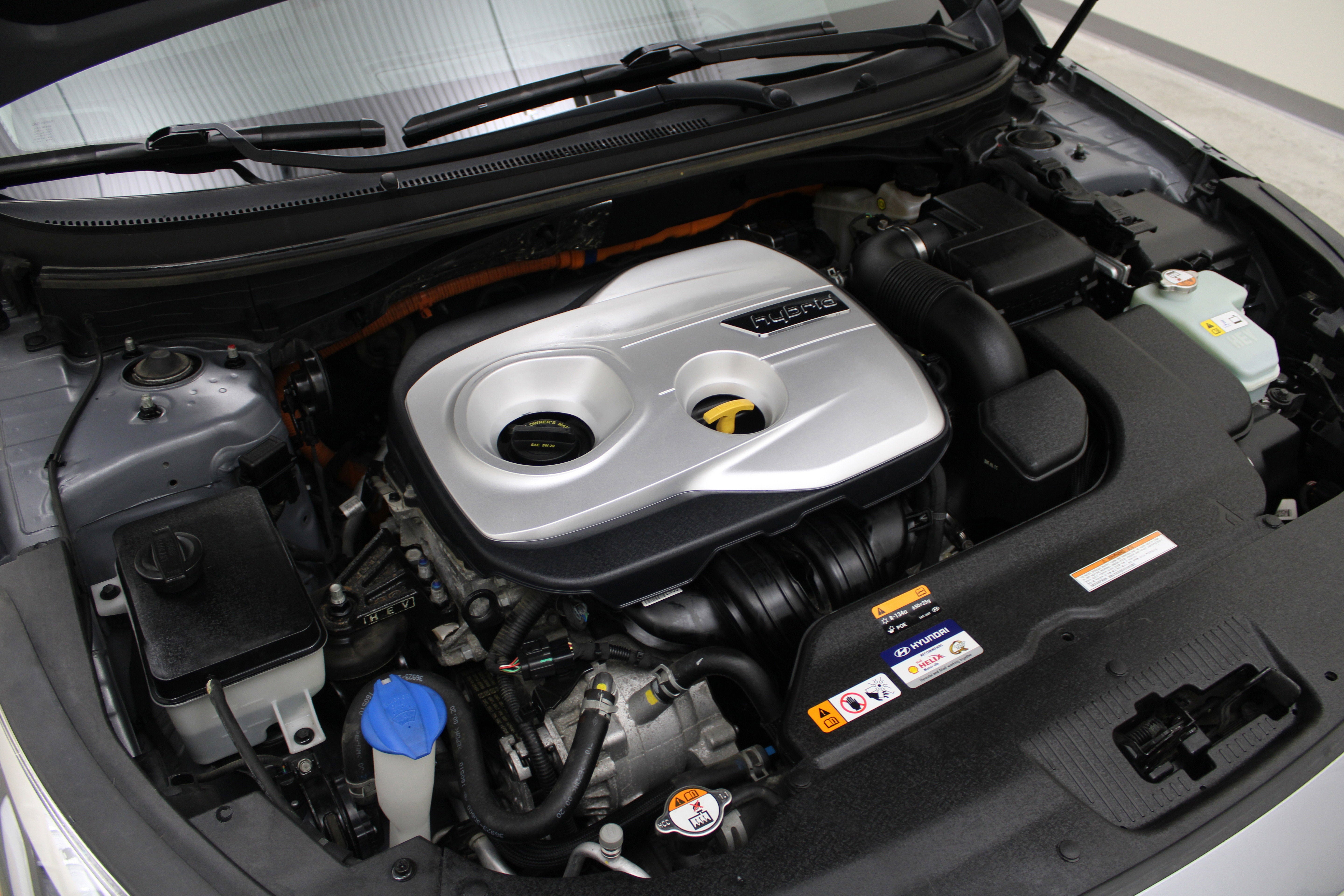 2017 Hyundai Sonata Hybrid SE